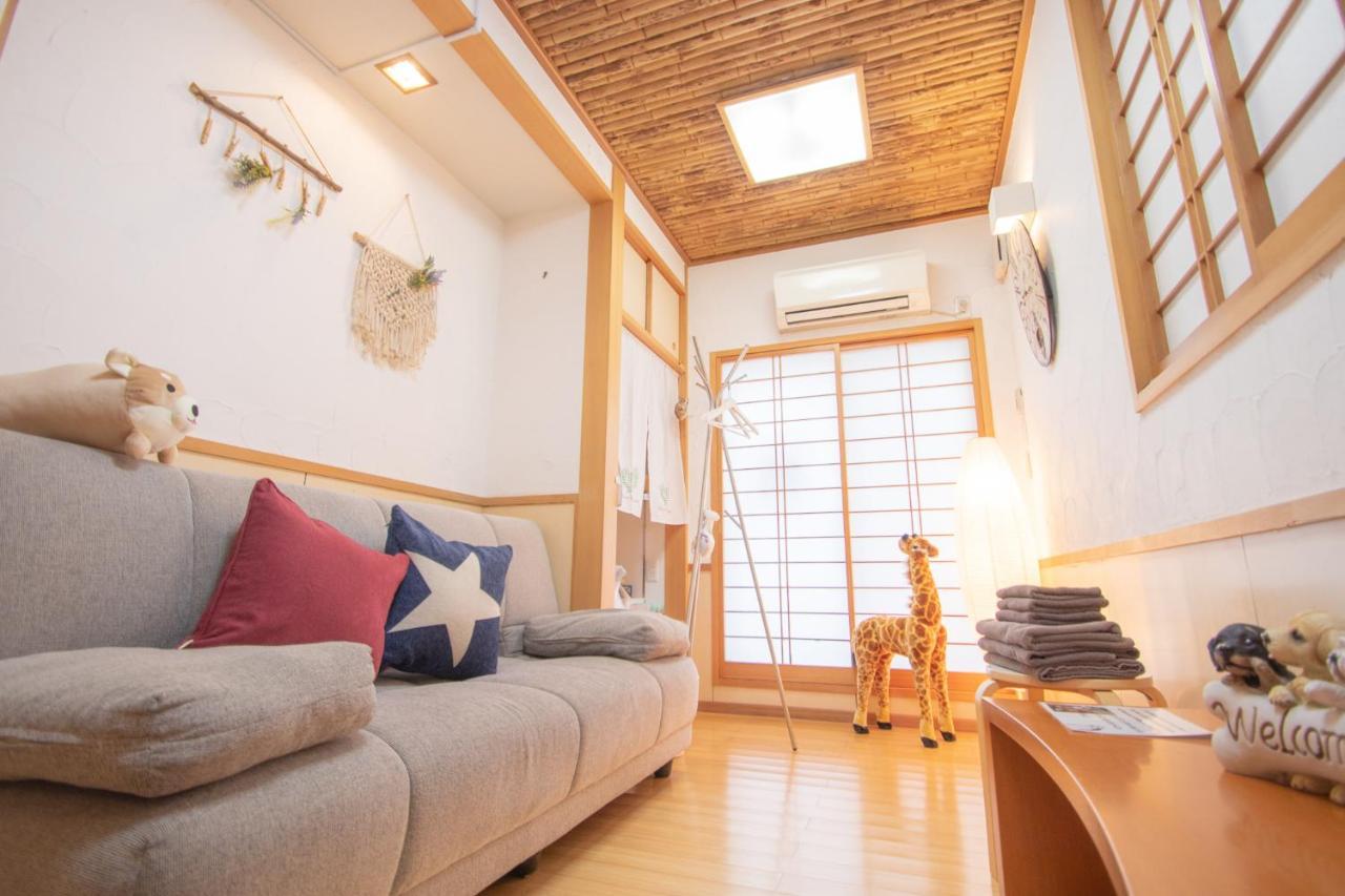 Amp Flat Tenjin อพาร์ทเม้น *